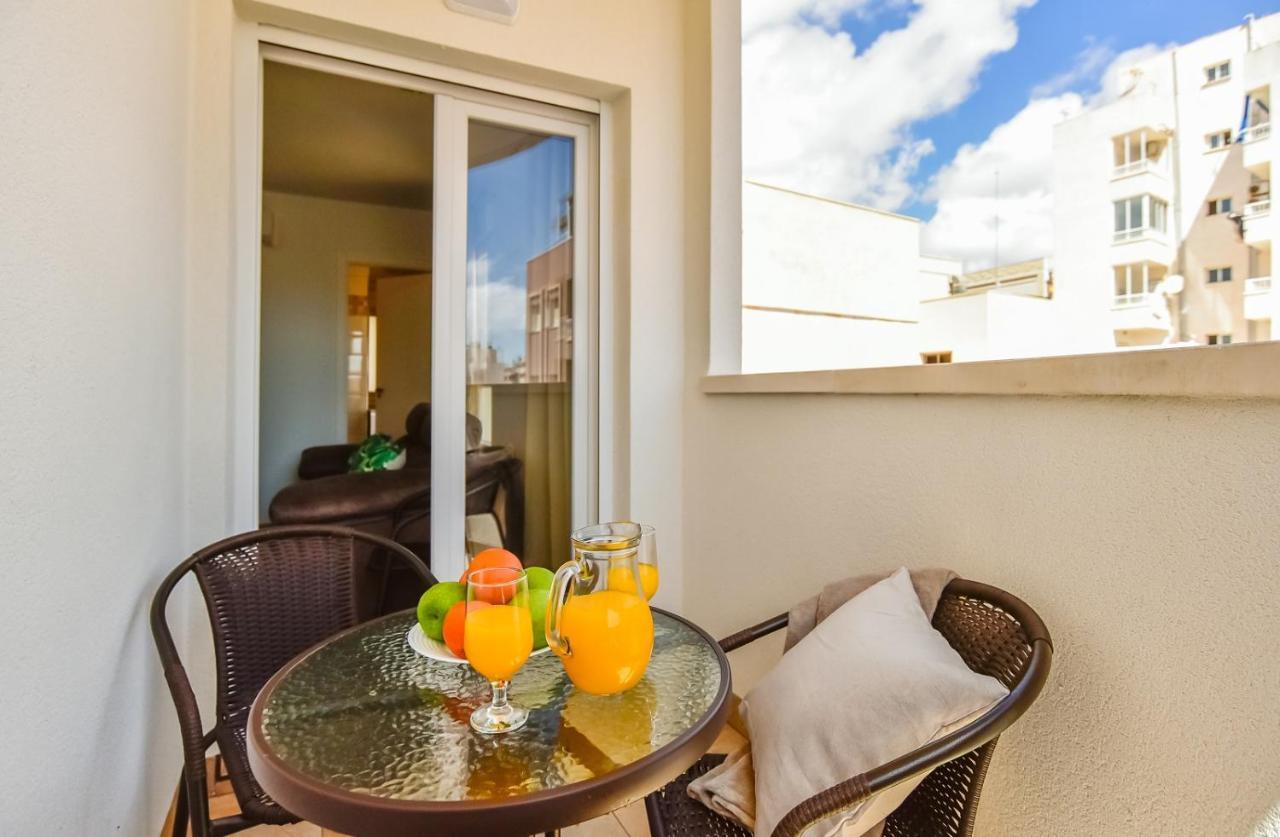 Cura Apartament